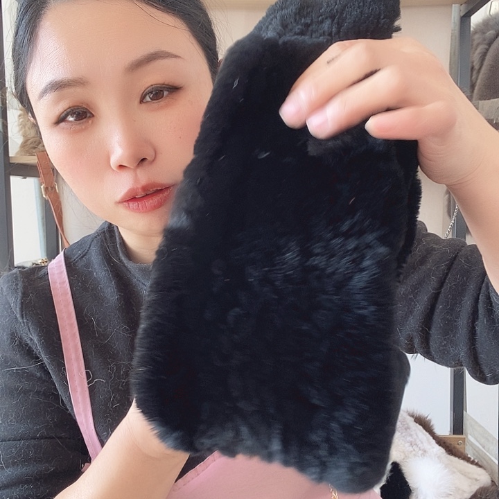 黑色兔毛围巾黑色