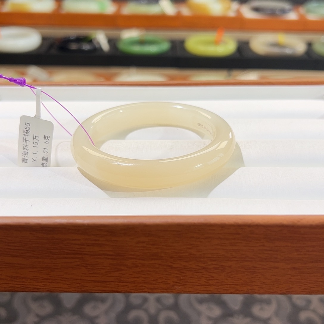 和田玉手镯未镶嵌  【冰猫粉】