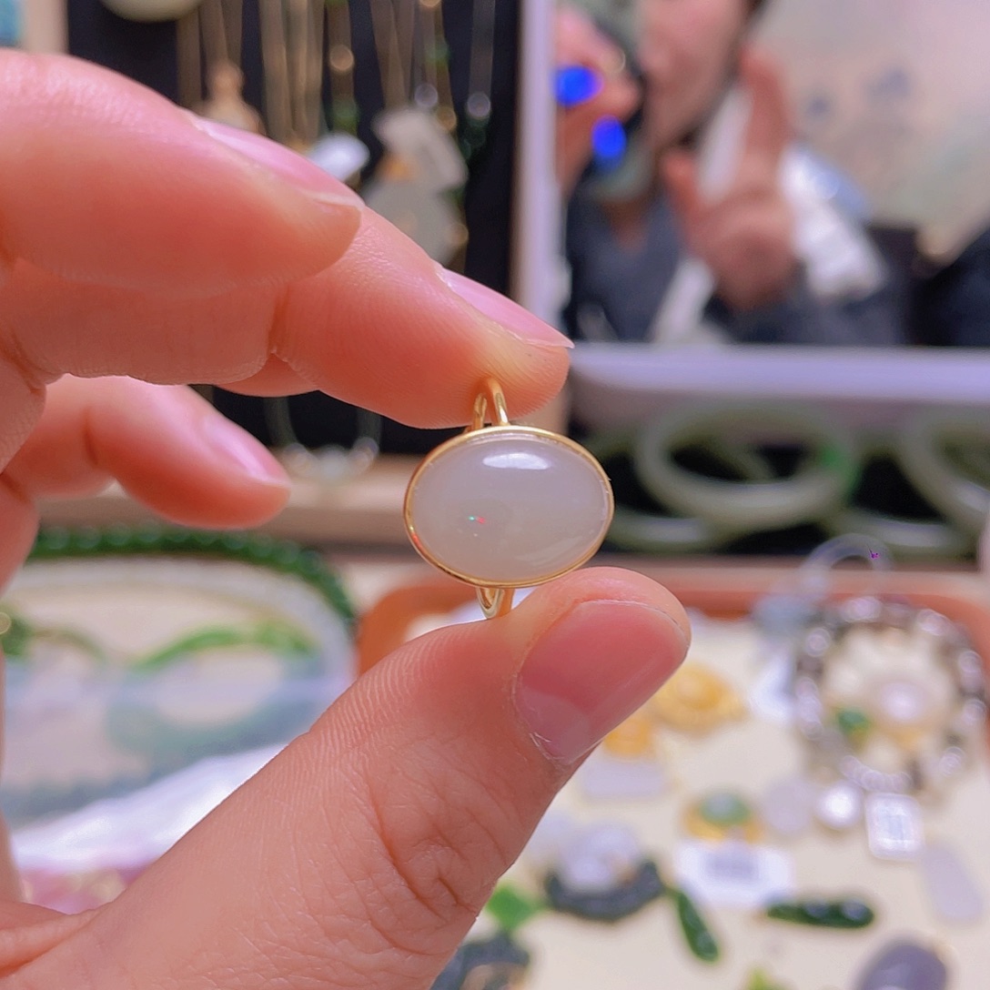 和田玉戒指银S925镀金镶嵌