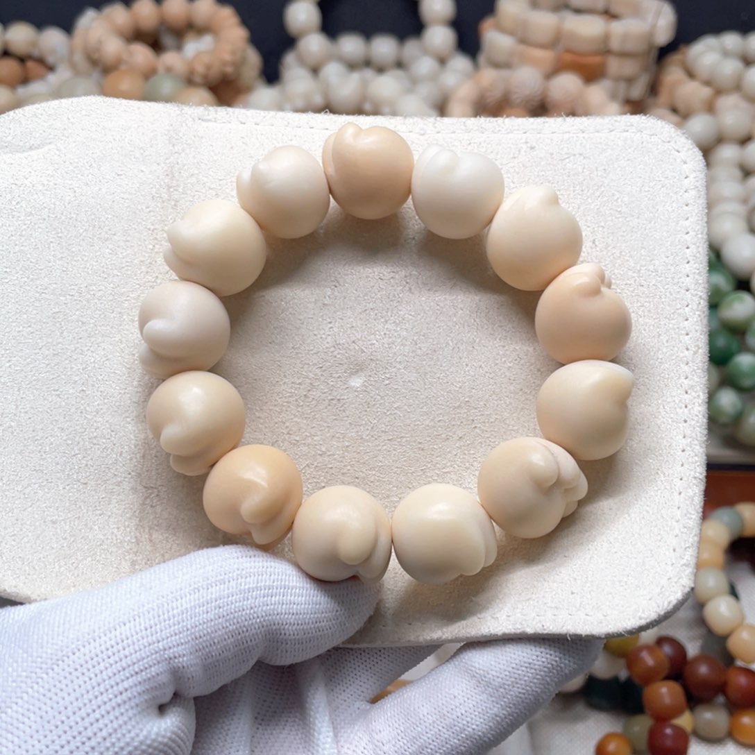 菩提根/象牙果吊坠瑕疵有裂猫爪897