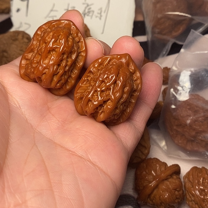 文玩核桃把件花生