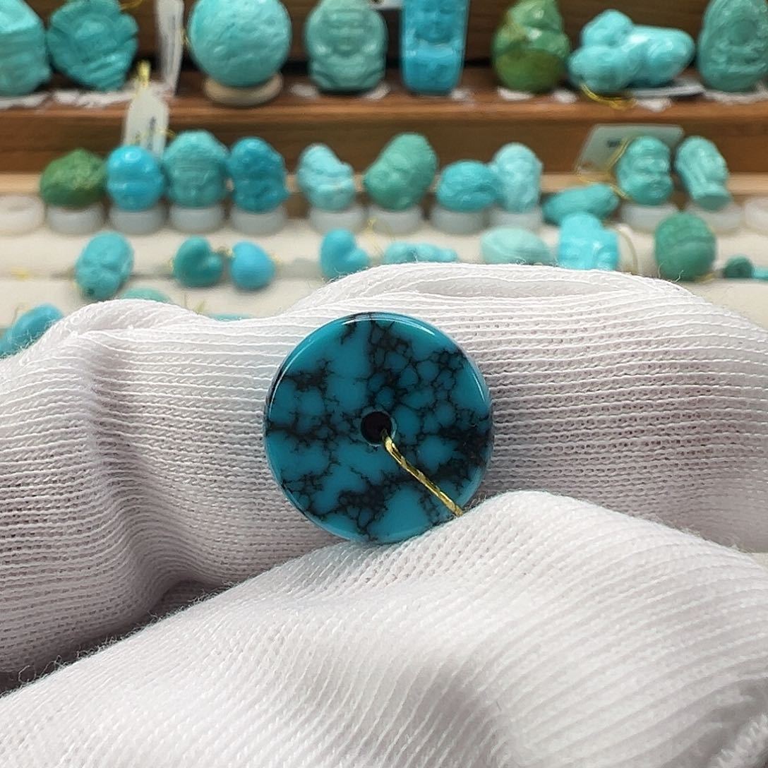 绿松石配饰未镶嵌