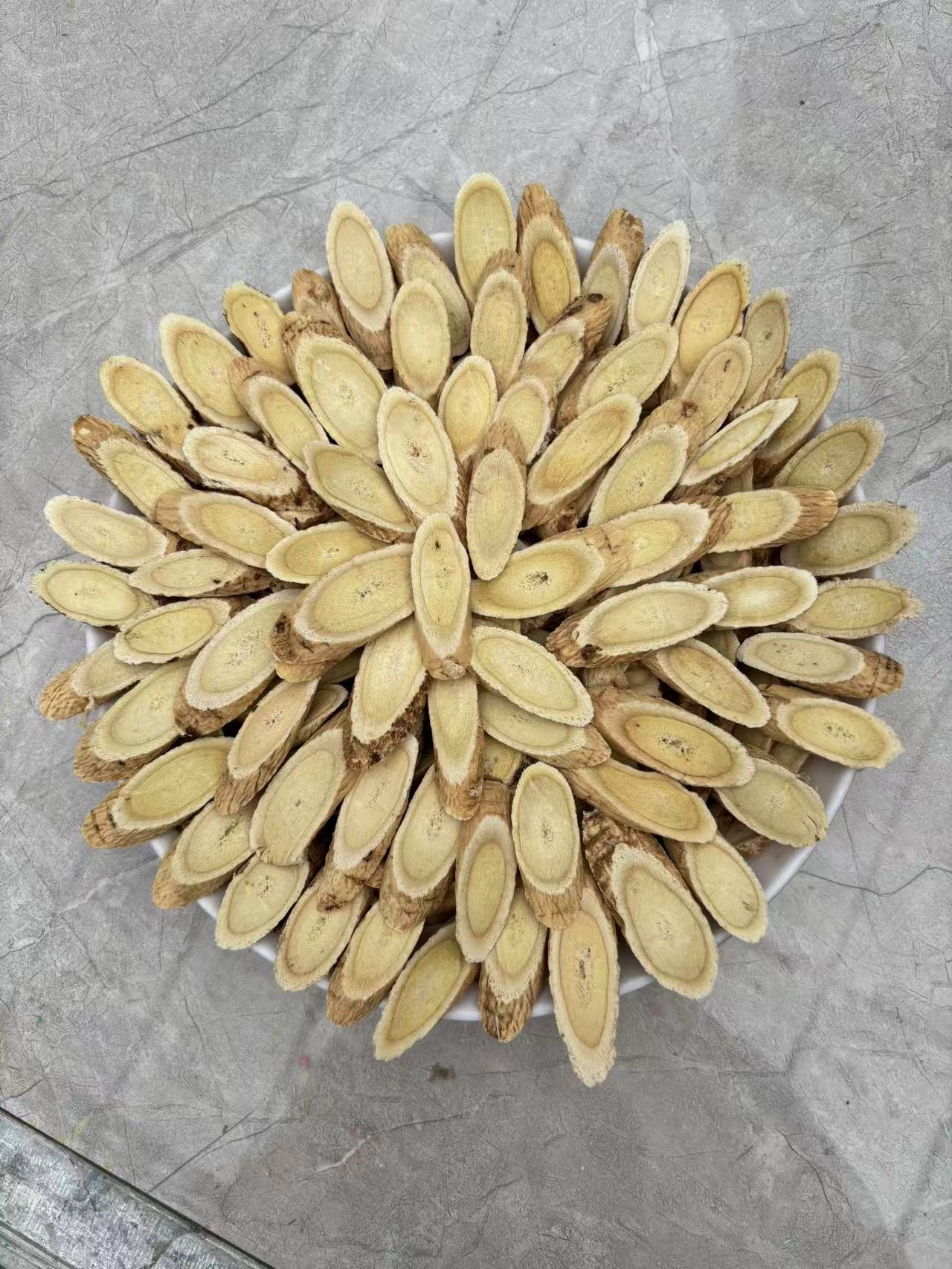 甘肃产地精选大黄芪片（1.2-1.4）可泡水煲汤食用农产品
