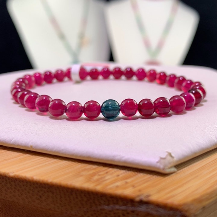 双色碧玺手链未镶嵌