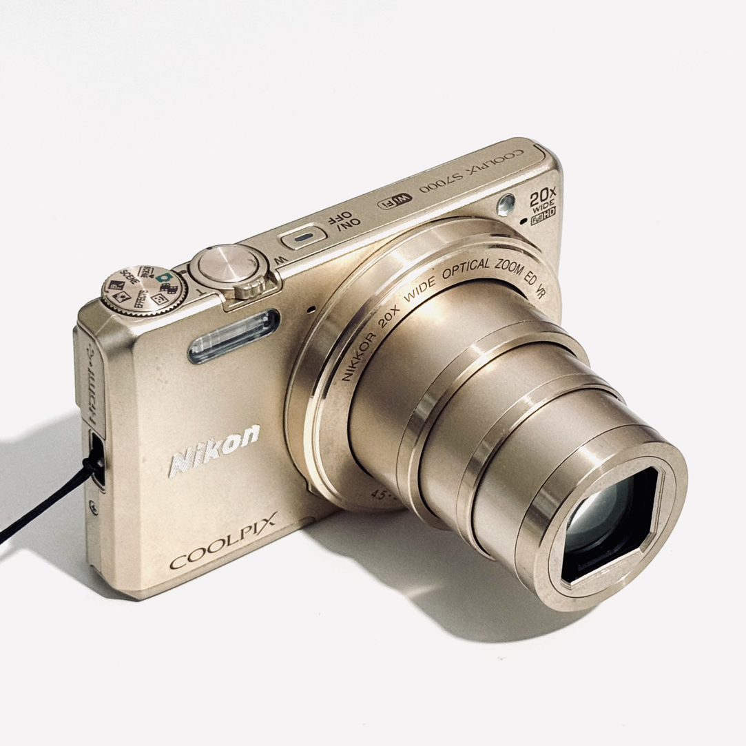 95新 Nikon/尼康 20倍长焦机 可拍远景自带广角镜头 音乐节多场景