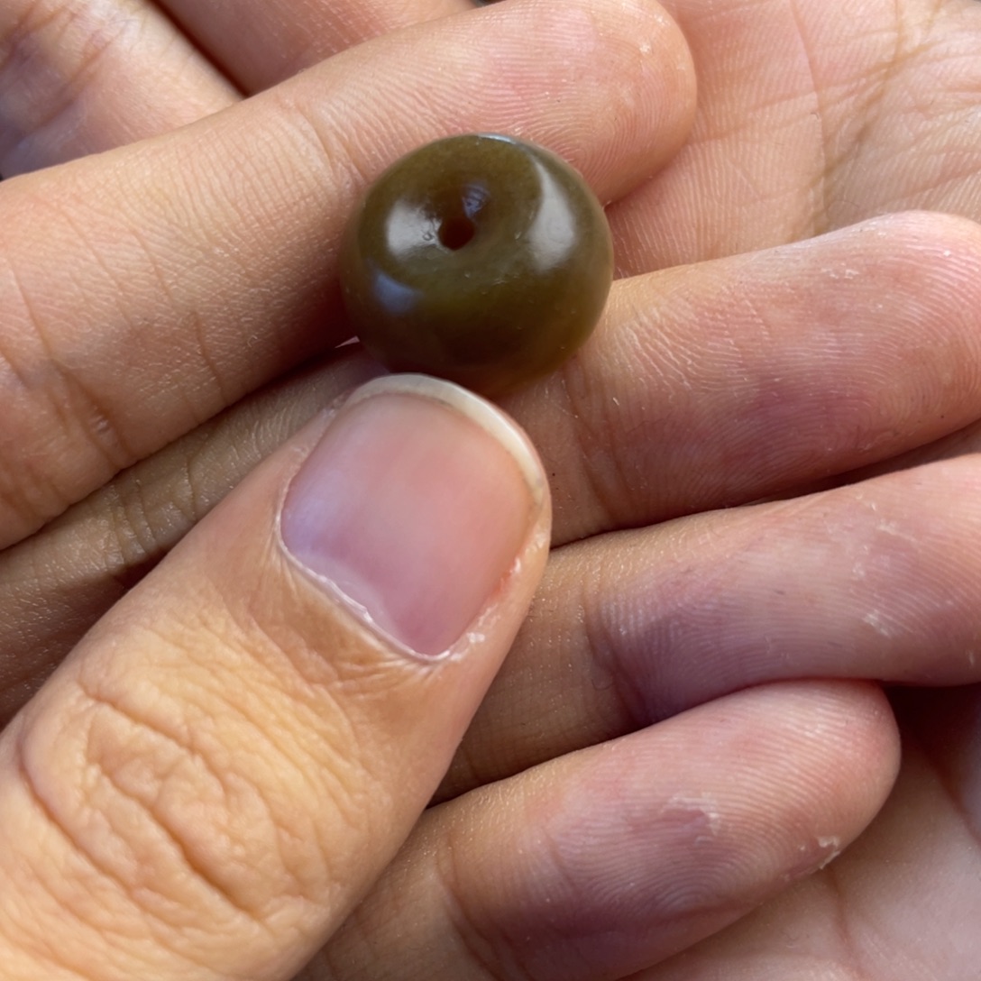 K***T和田玉未镶嵌吊坠(不含链)