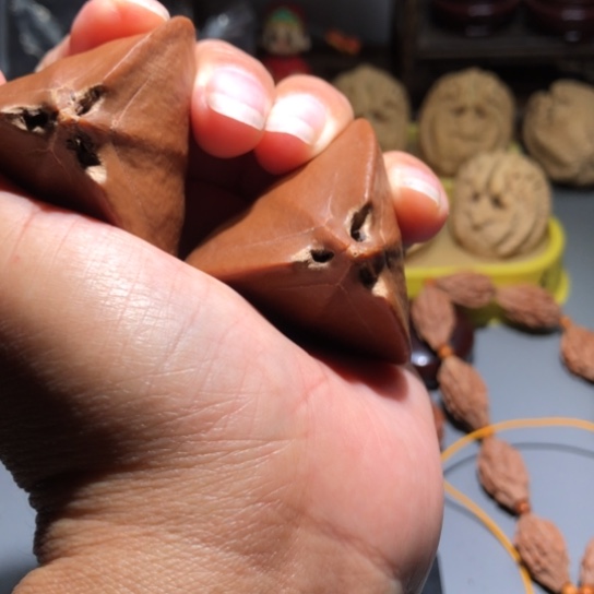 橄榄核吊坠异型三角橄榄