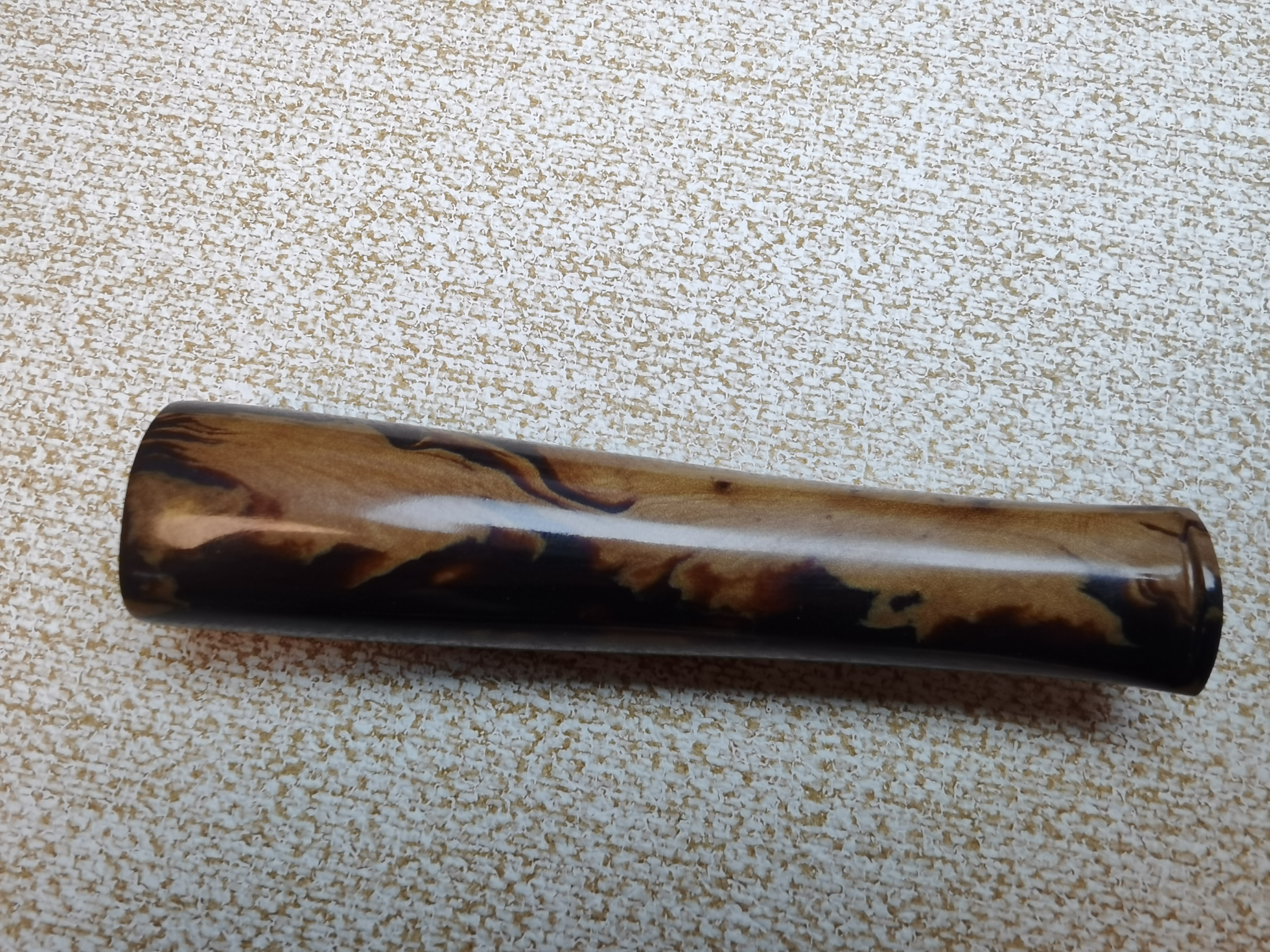 天然深海血柳自然形把玩件