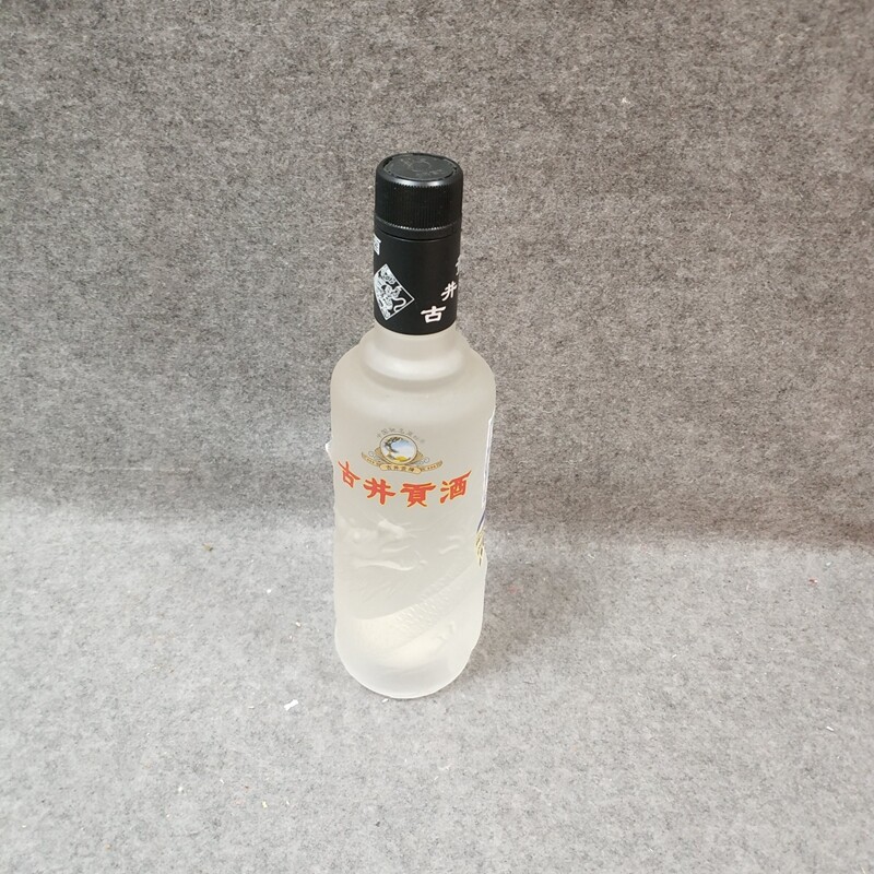 2004年龙纹古井贡酒500ml50度-M25HA008C26-05