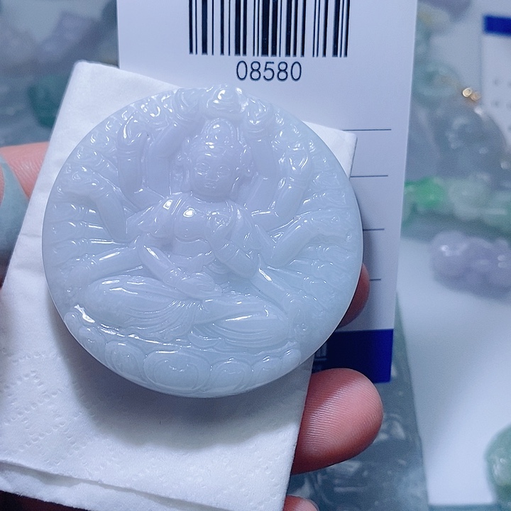 翡翠未镶嵌颈饰一