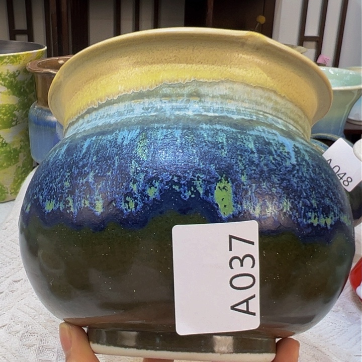 景德镇陶瓷研究所一**顾