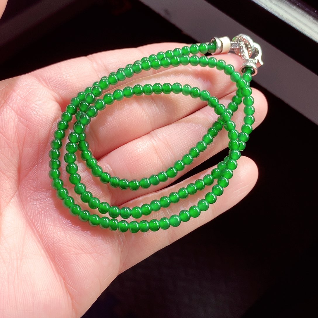 翡翠手链未镶嵌天然翡翠手链未镶嵌