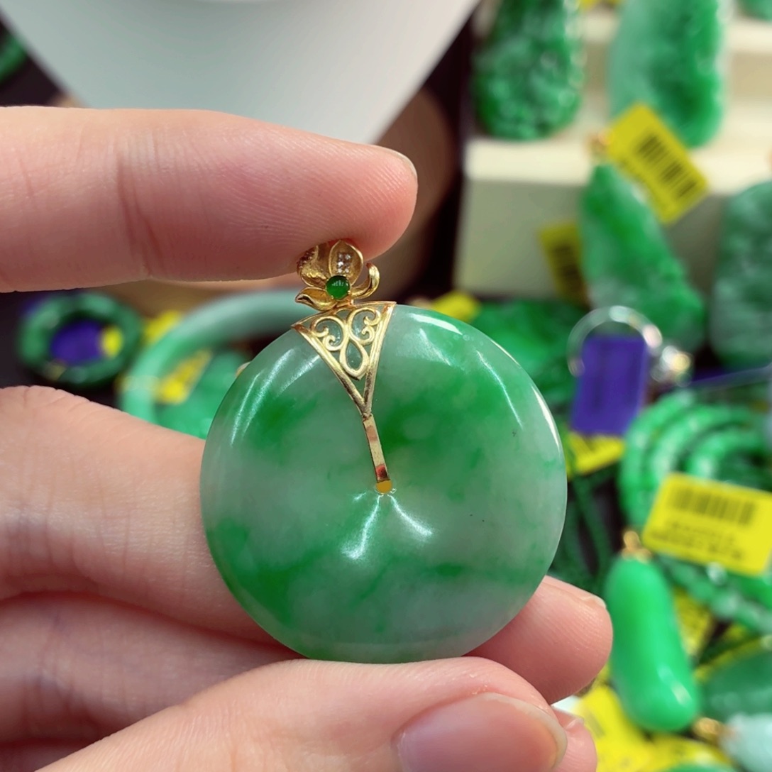 翡翠18K金镶嵌吊坠(不含链)