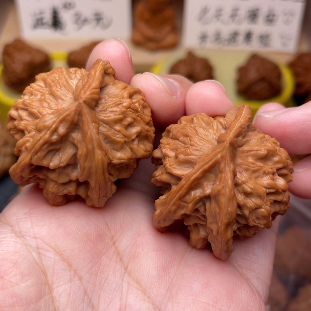 把件文玩核桃三棱36