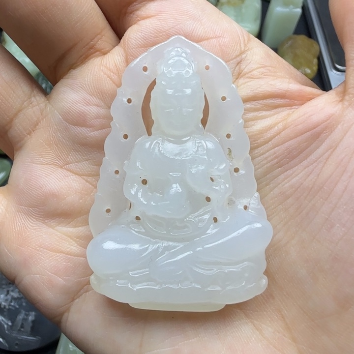 颈饰未镶嵌和田玉