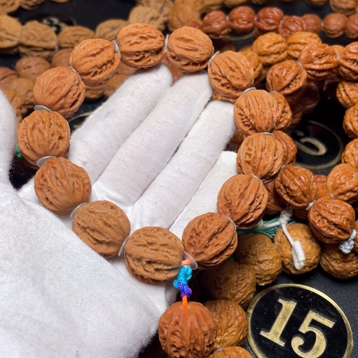 君***君文玩核桃手串树王龙脊福利