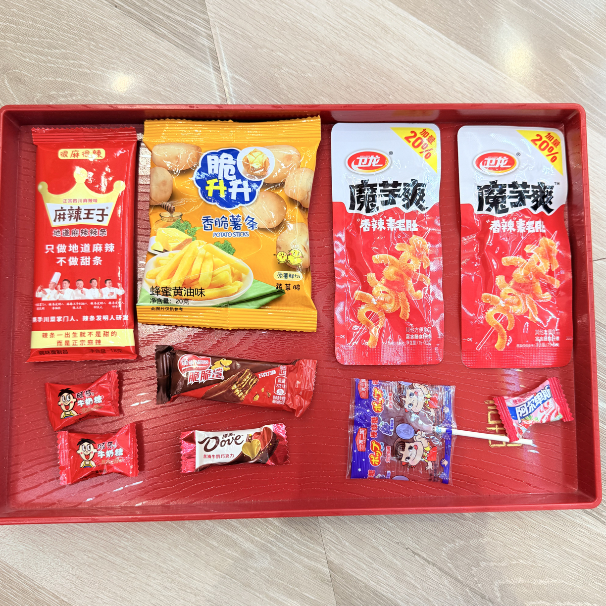 新型喜糖国宴版魔芋爽、脆生生、不二家…..