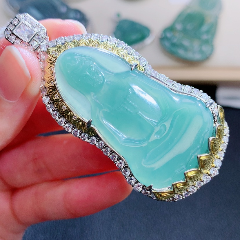 【闪购商品】翡翠颈饰未镶嵌翡翠