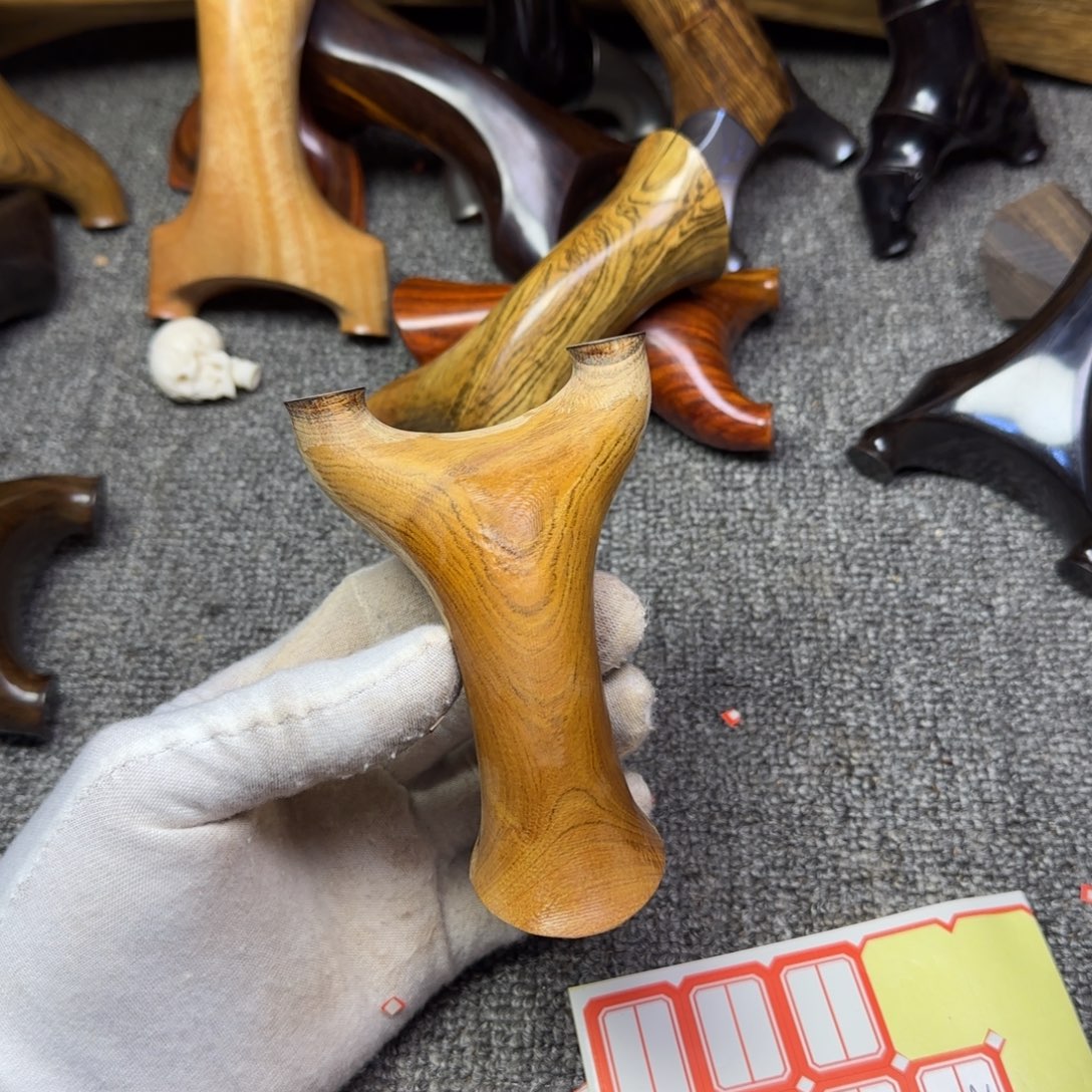 往***.贵州黄花梨半成品瑕疵不退不换21