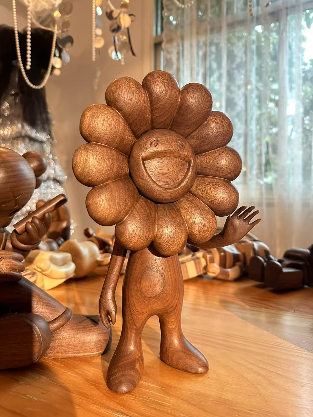 BoBo木作、黑胡桃太阳花手办卧室桌面摆件家用花瓣立体可爱创意