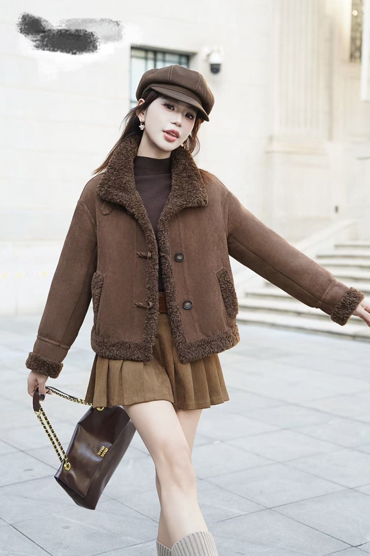 2025新款时尚气质百搭皮毛一体保暖外套