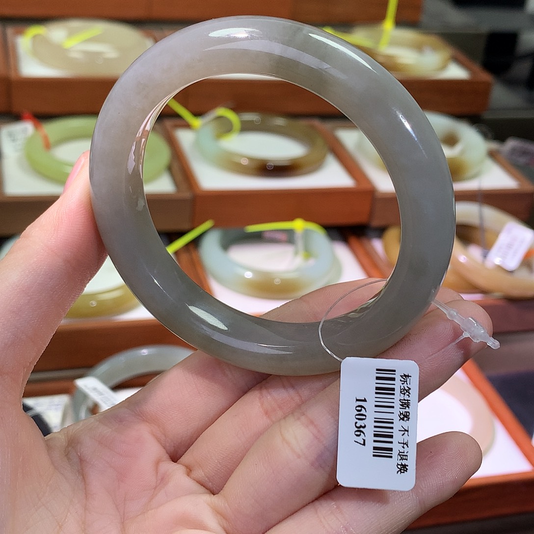 和田玉未镶嵌手镯56.57