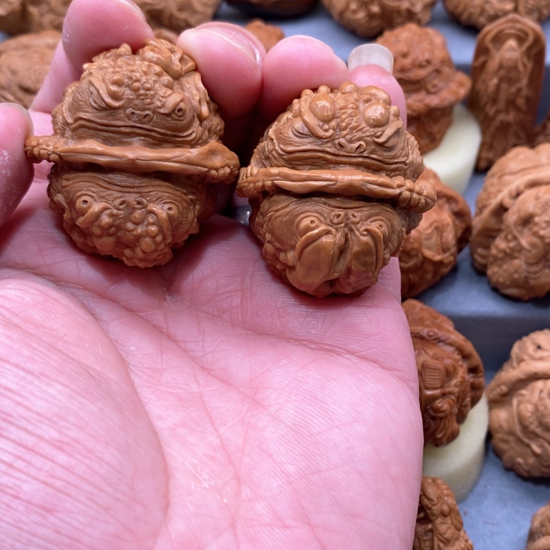 核桃手串/手链金蝉蛤蟆头