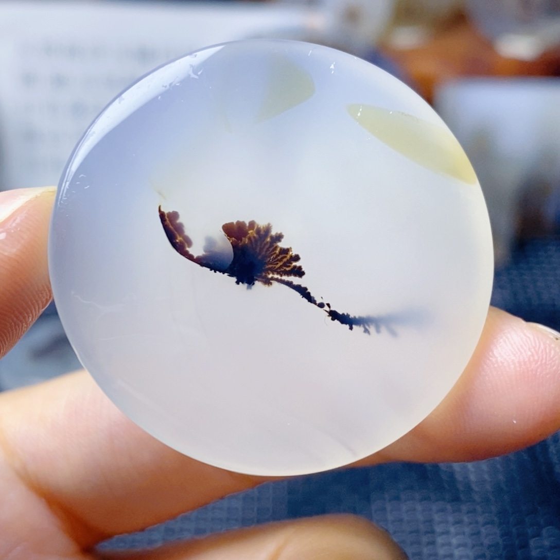 玛瑙/玉髓未镶嵌珠宝奇石