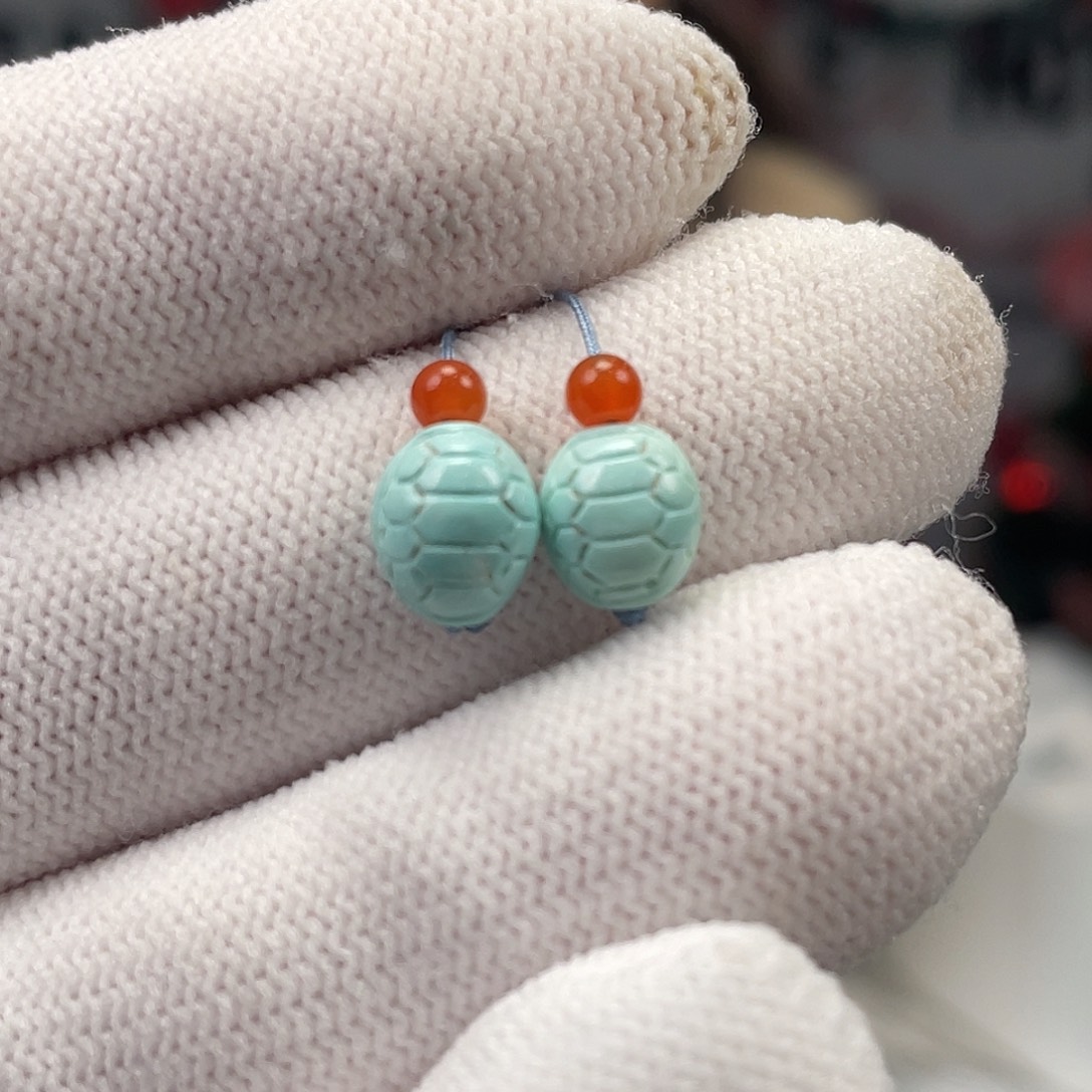 绿松石未镶嵌挂件