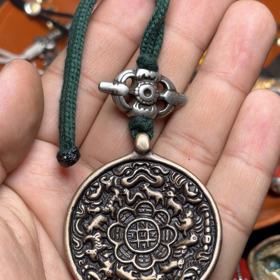 铜星月菩提挂件菩提