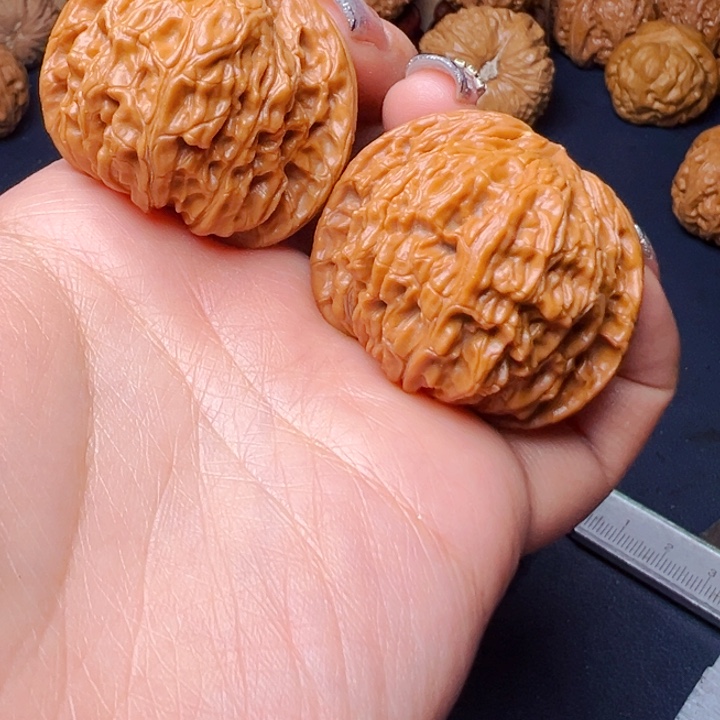 文玩核桃吊坠磨盘42