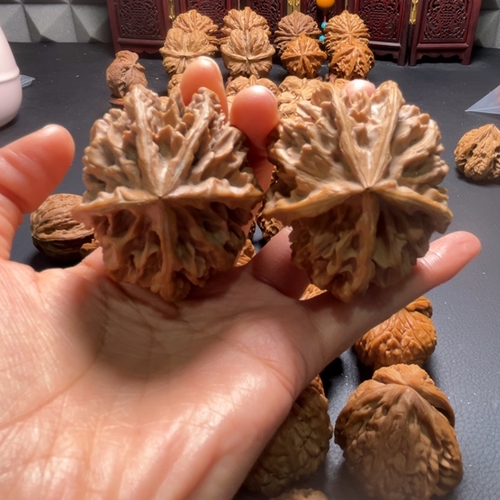 帝王狮子头五棱54尺寸核桃哈哈哈哈