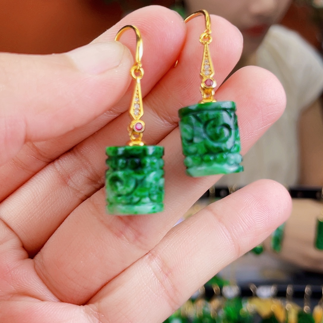 银S925镶嵌翡翠耳饰