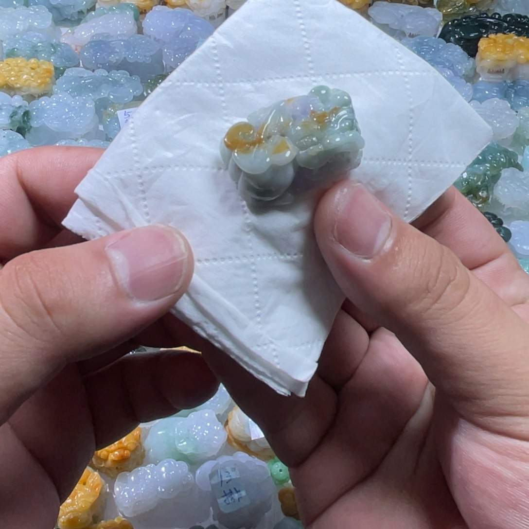 翡翠未镶嵌颈饰天然