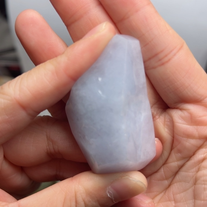 翡翠颈饰未镶嵌毛料