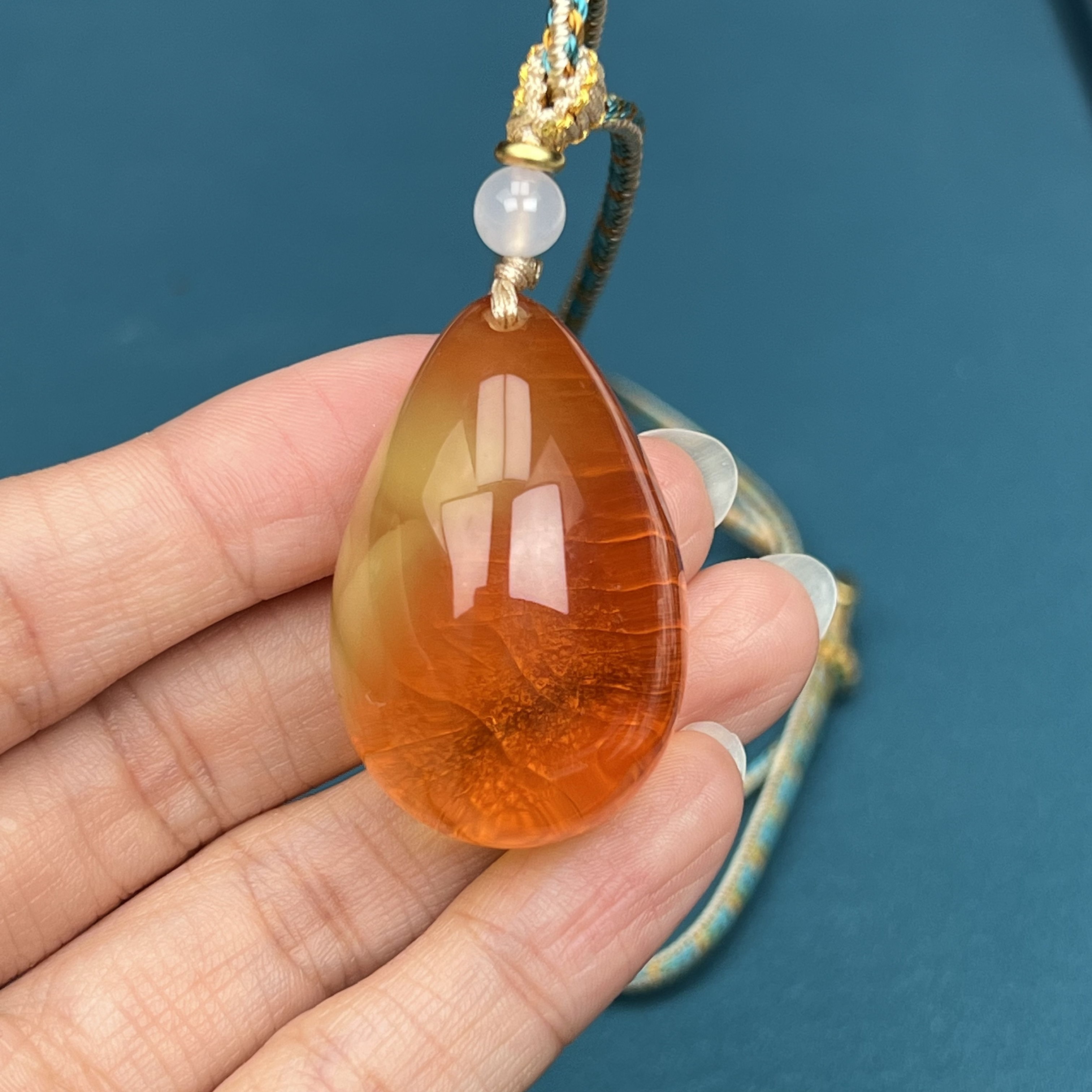 Y5425天然原矿蜜蜡水滴吊坠 25*38*20mm抖音基地质检发货