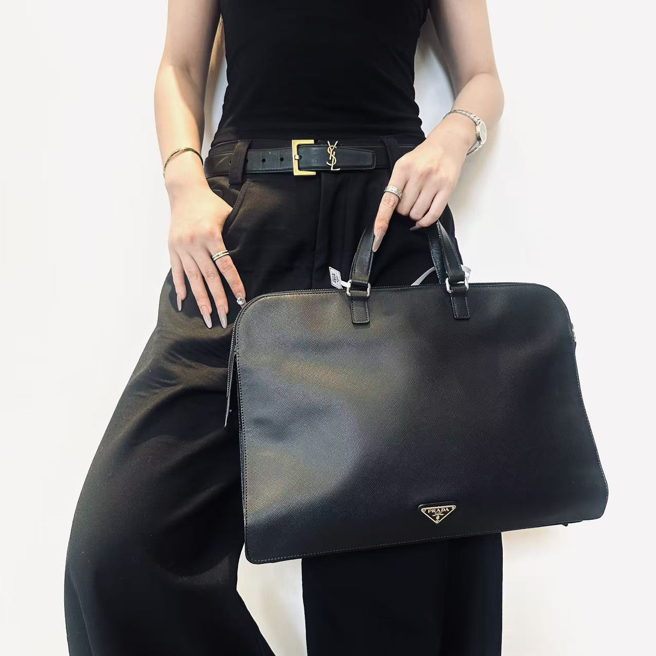 95新 Prada/普拉达 普拉达黑色手提包 2506260392