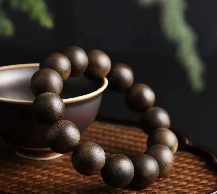 沉香男女款木质佛珠文玩