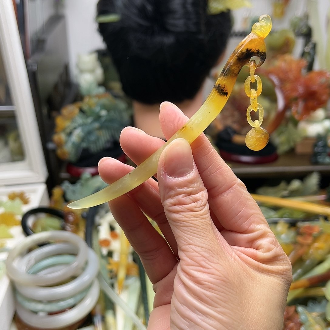 蛇纹石玉发饰未镶嵌