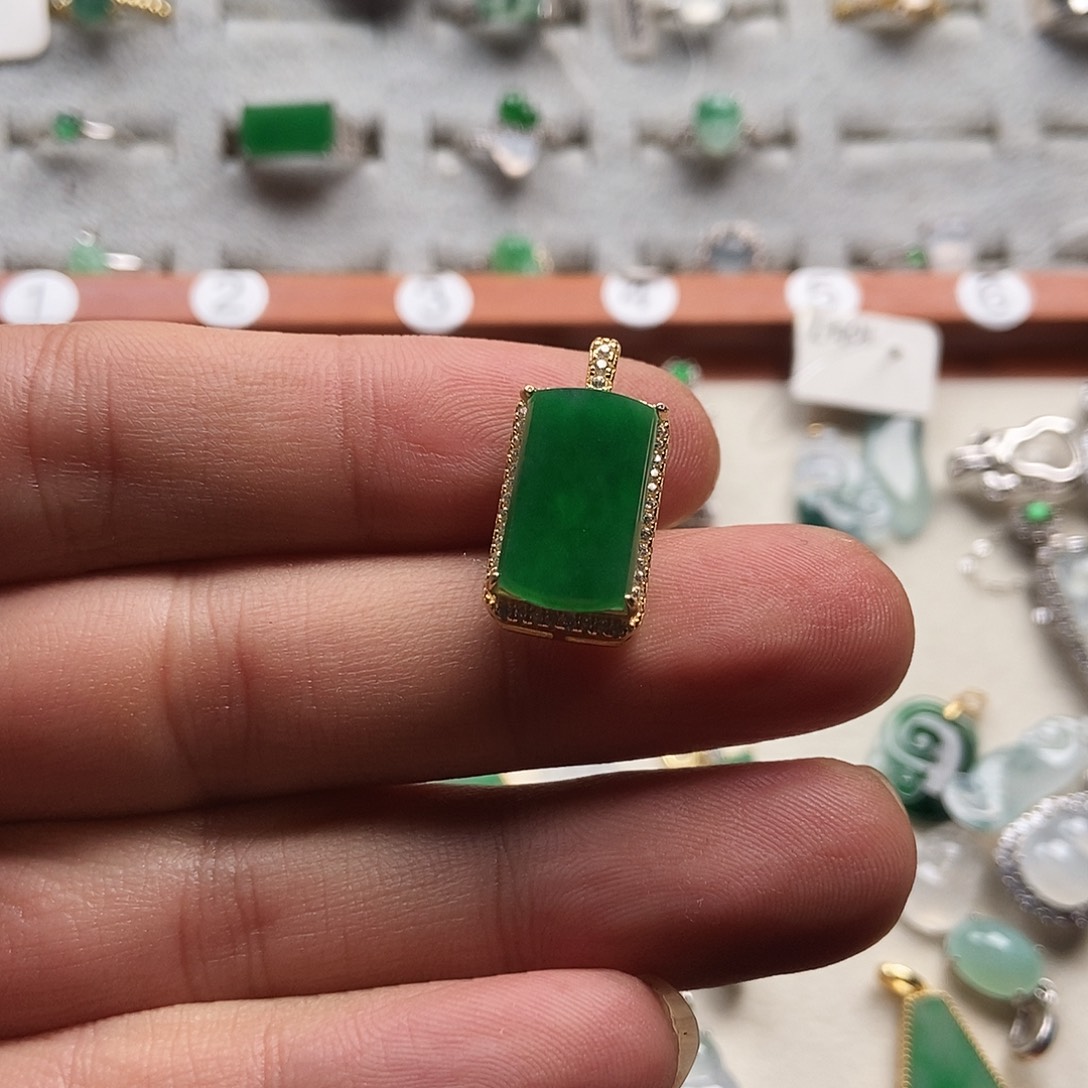 翡翠银S925镶嵌颈饰