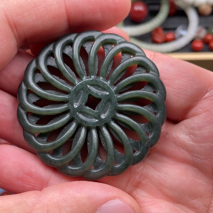 和田玉直播未镶嵌