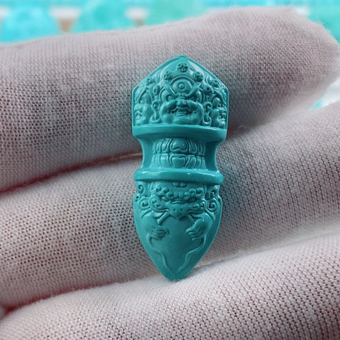 绿松石配饰未镶嵌