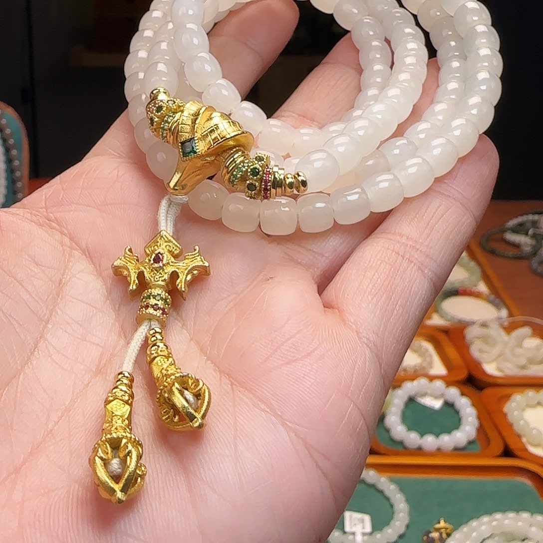 和田玉未镶嵌手链