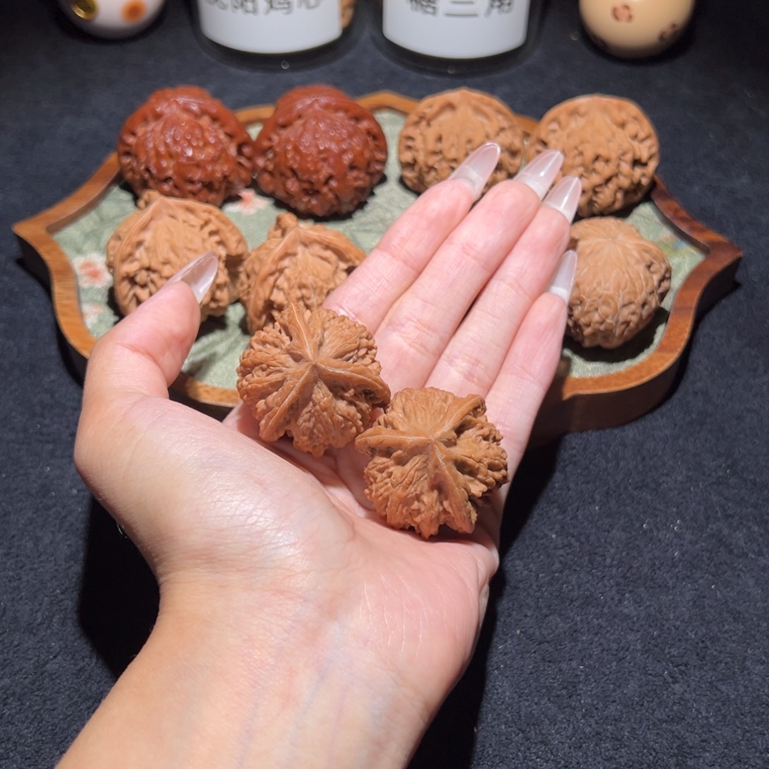 閣***王吊坠文玩核桃34+玉龙