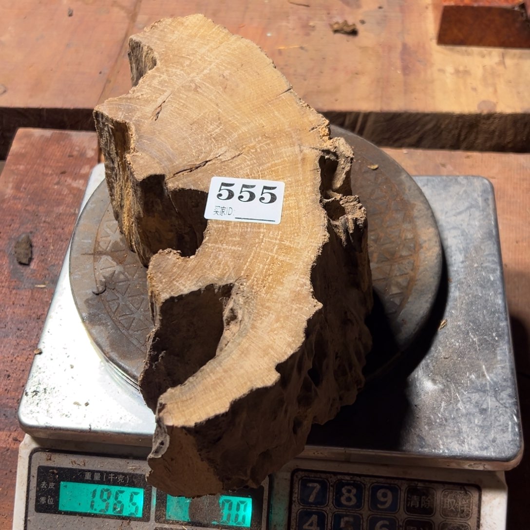 用***7大果紫檀（缅甸花梨）