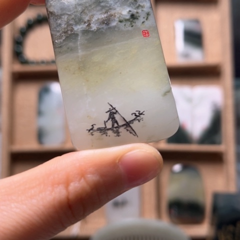 独山玉颈饰未镶嵌