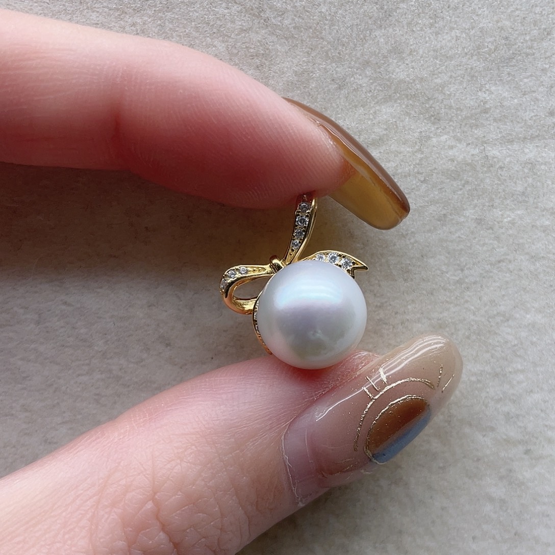 银S925镶嵌吊坠38海水珍珠