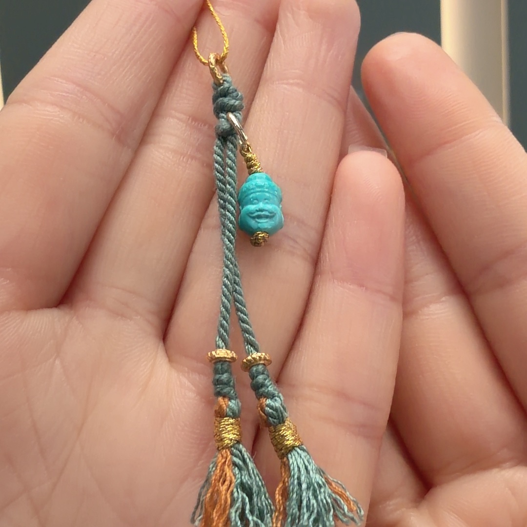 绿松石未镶嵌颈饰