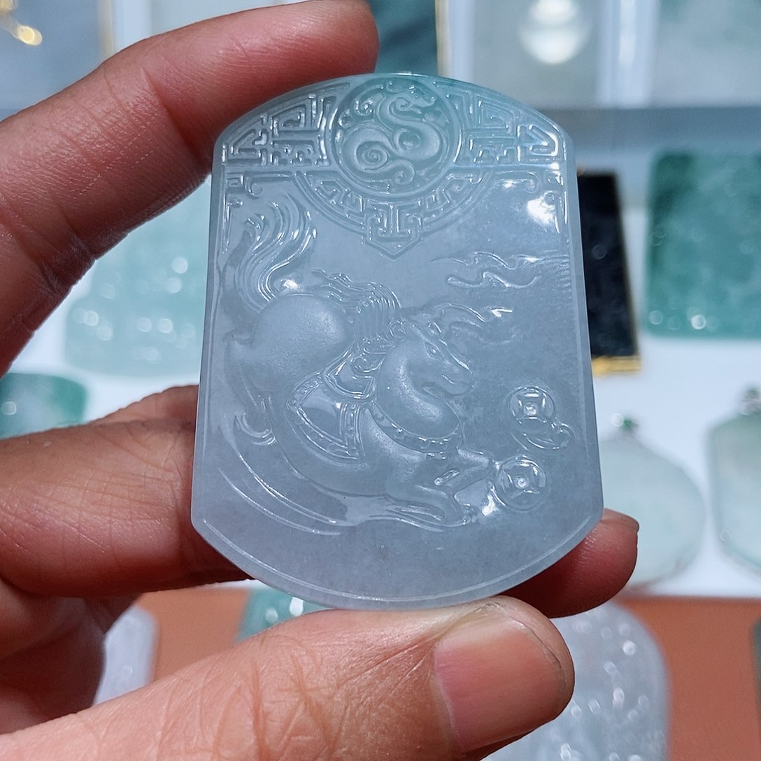 翡翠吊坠(不含链)未镶嵌