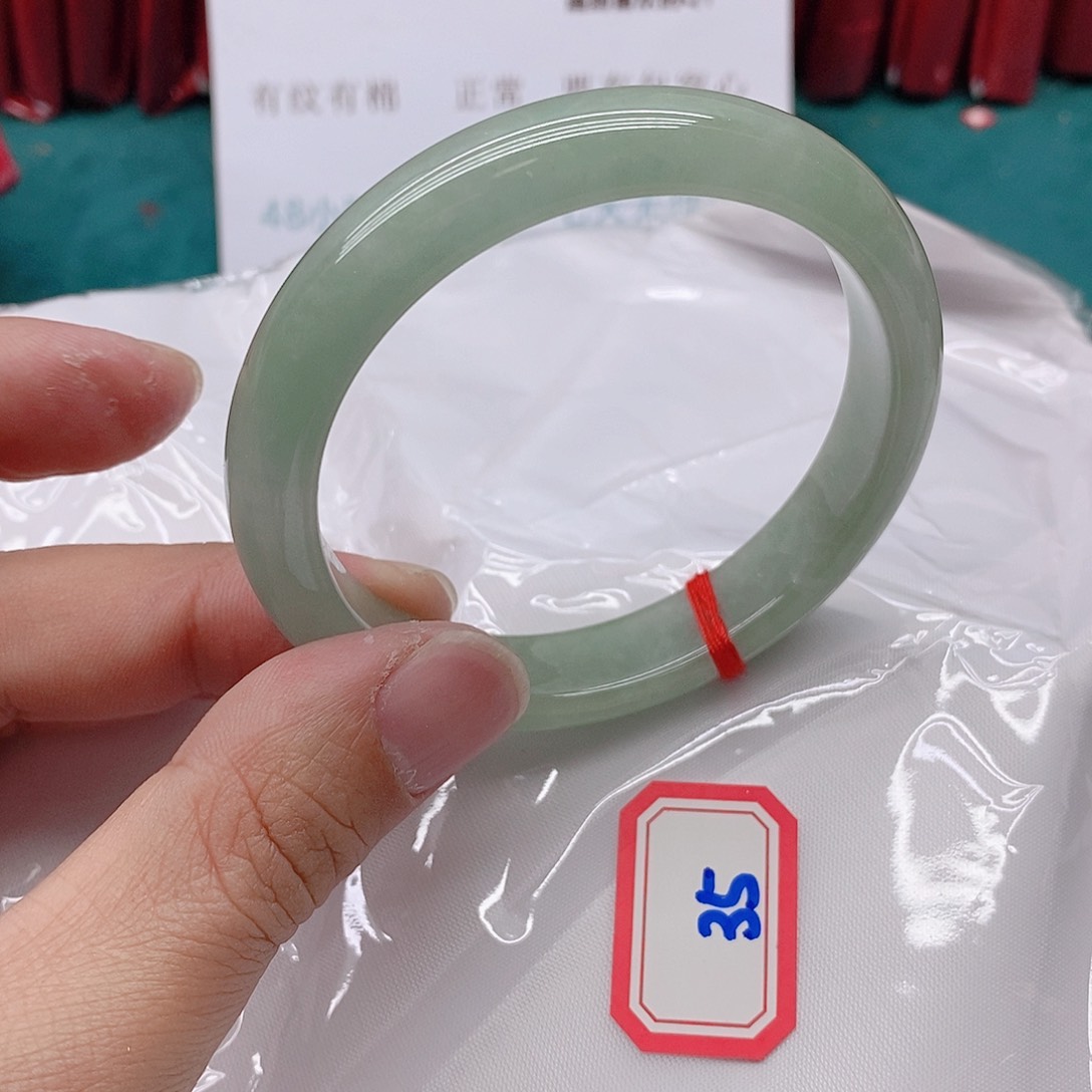 翡翠手镯未镶嵌萌*鹿35555555